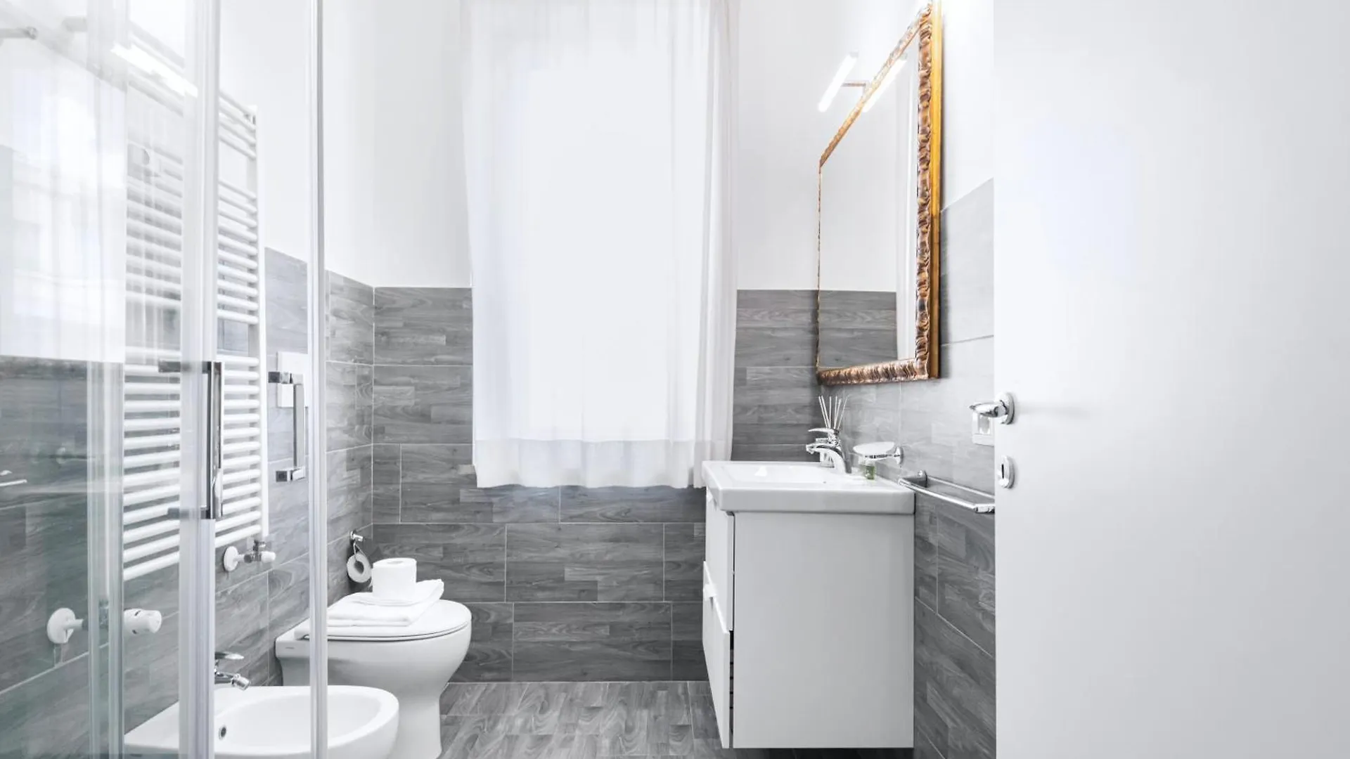 Easylife - Studio Moderno E Luminoso In Repubblica Milan